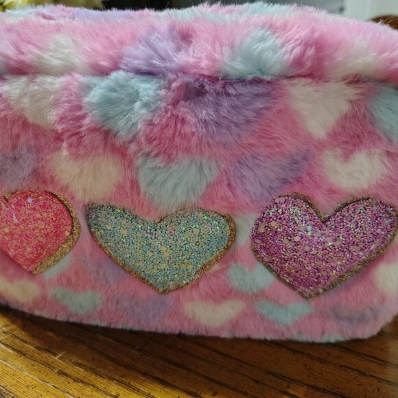 Omg Accessories Other - OMG Accessories Faux Fur Heart Plush Pouch